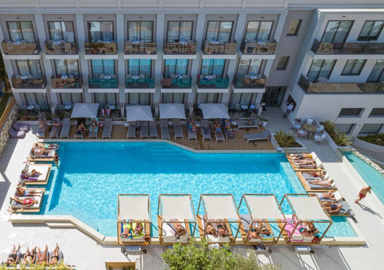 Samian Mare Hotel, & Отель 4*