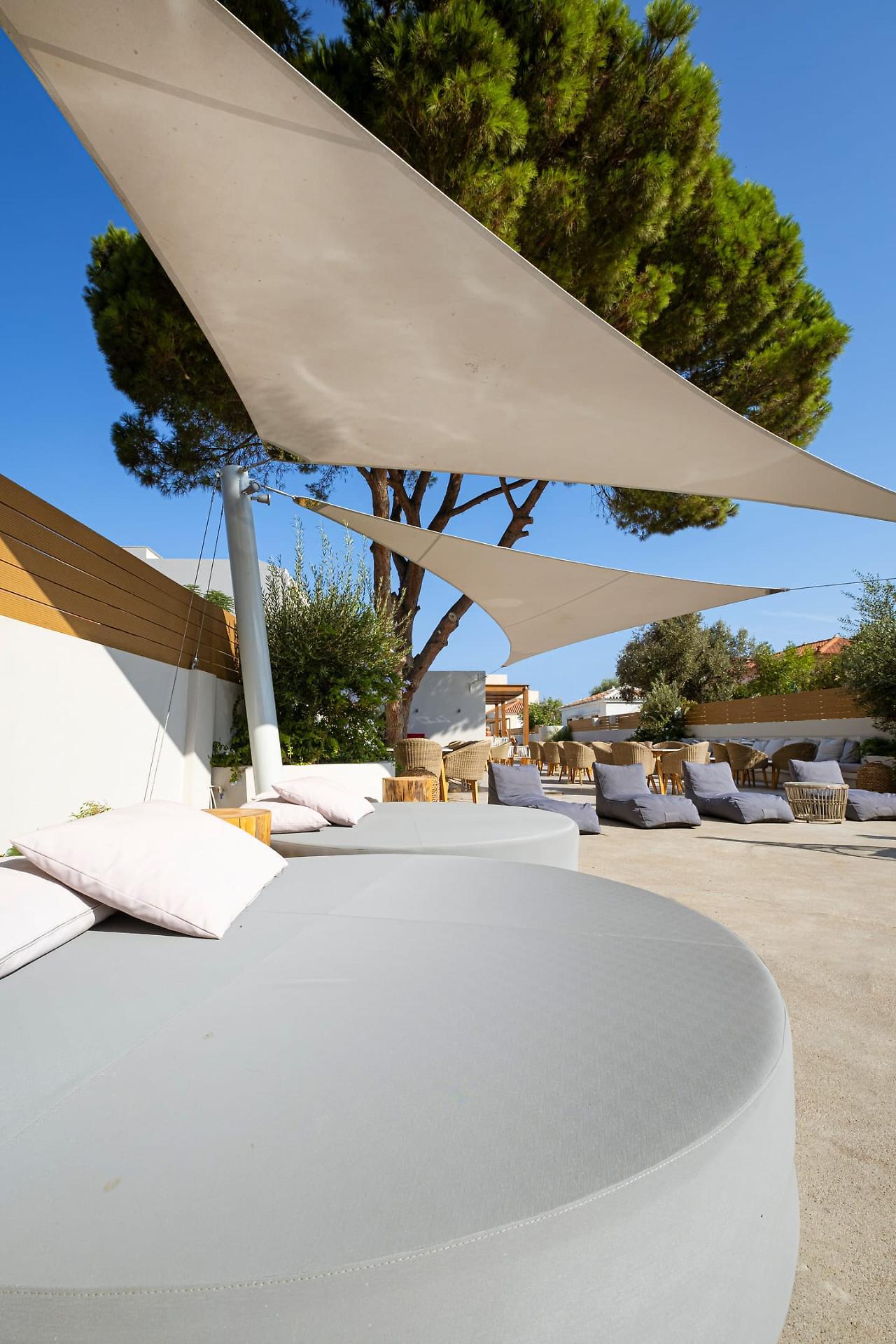 Отель Samian Mare Hotel, & 4*
