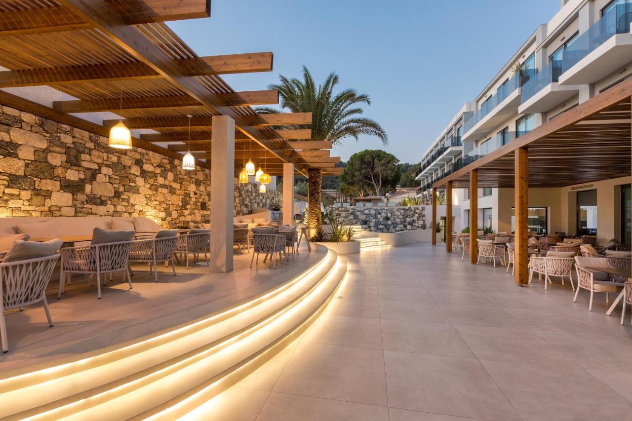Samian Mare Hotel, & 4*